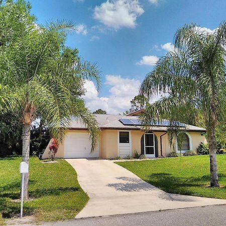 Vacation Home Falcon Lehigh Acres Kültér fotó